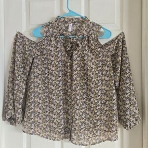 Xhilaration Floral Cold Shoulder Blouse